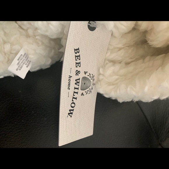 Bee and Willow Sock Slippers - Picture 5 of 9